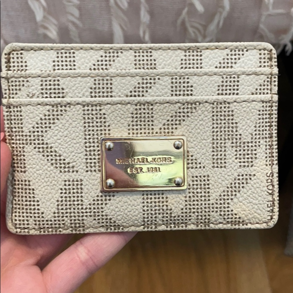 MICHAEL KORS card holder. White
